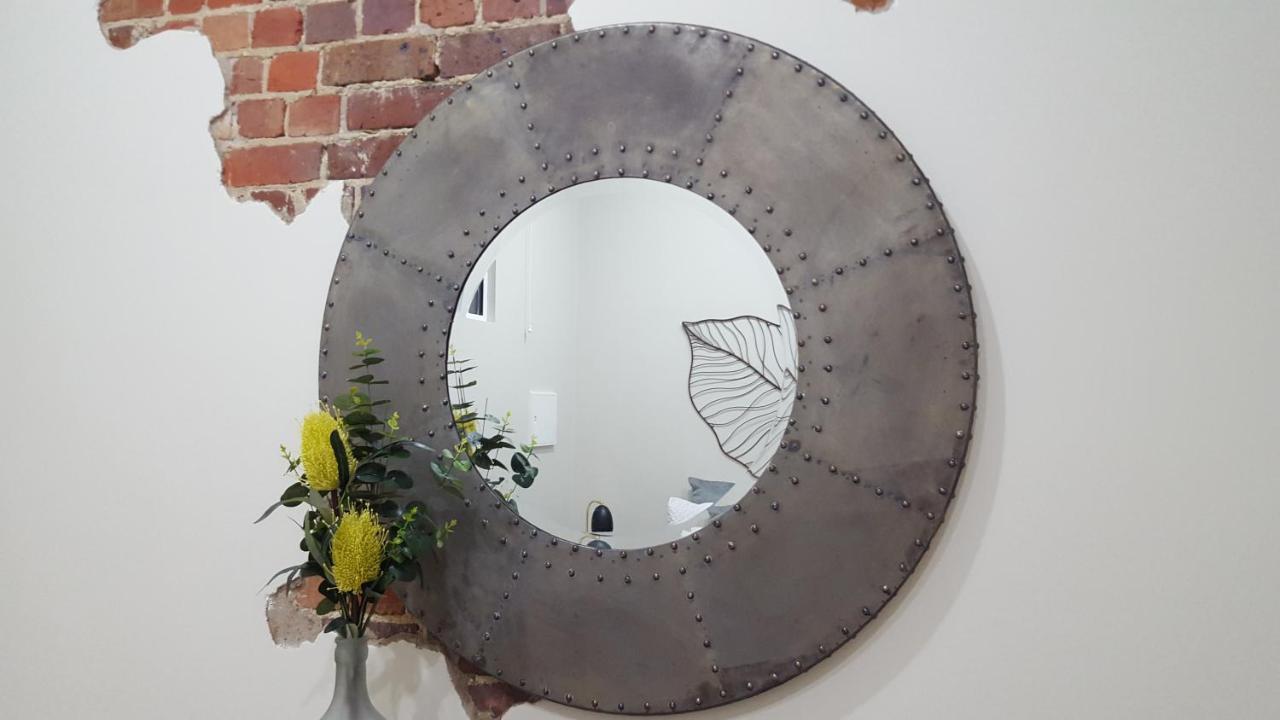 Boutique Heritage Studios On Ryrie Geelong Cbd Opposite Hospital Exterior foto